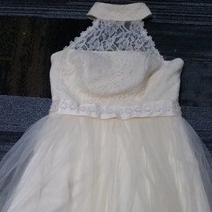 Beautiful Champange Homecoming dress. Size 5